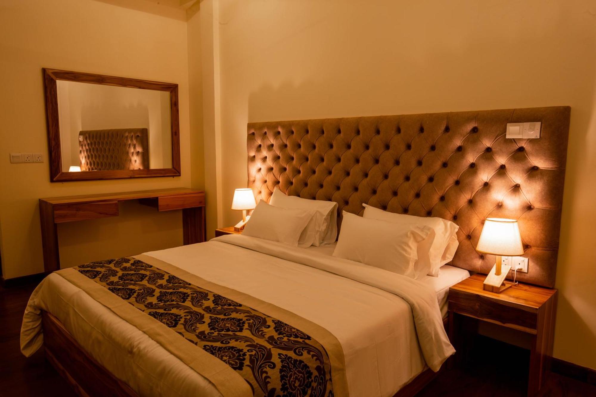 Hotel Manthra Leisure Kandy Exterior foto